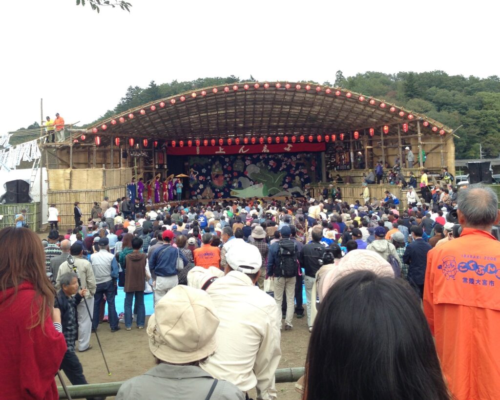 2013年公演　2013/10/19の舞台公演の様子